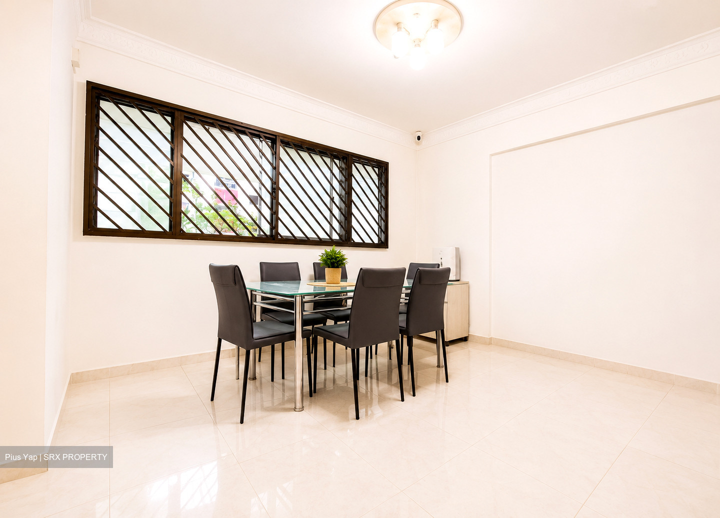 Blk 633 Hougang Avenue 8 (Hougang), HDB Executive #573551601
